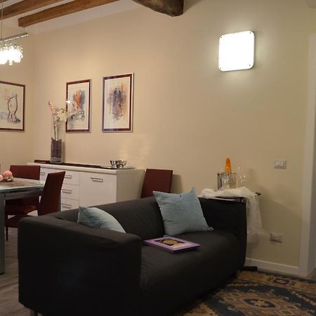 Heart Of Parma Apartment Ruang foto